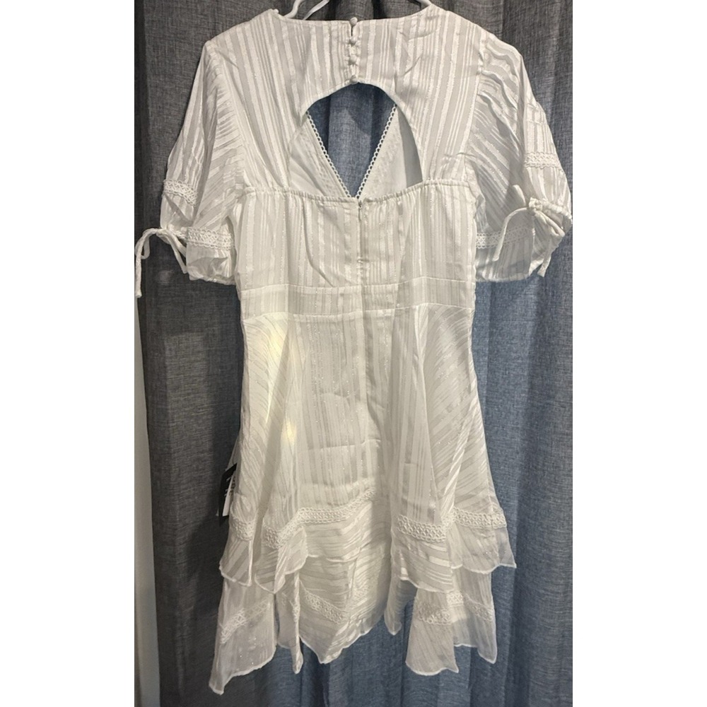Lulu Adorable Essence White Striped Puff Sleeve Mini Dress Womans M V-neck NWT - Picture 6 of 12